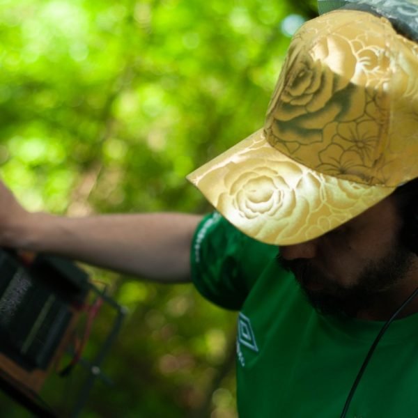 «Ni el Sol, ni la muerte se miran de frente» obra, trabajo y arte de Rodrigo Alcón Quintanilha