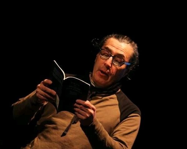 «La poesía es un instrumento que regula mi mundo» Entrevista a Raúl Mansilla